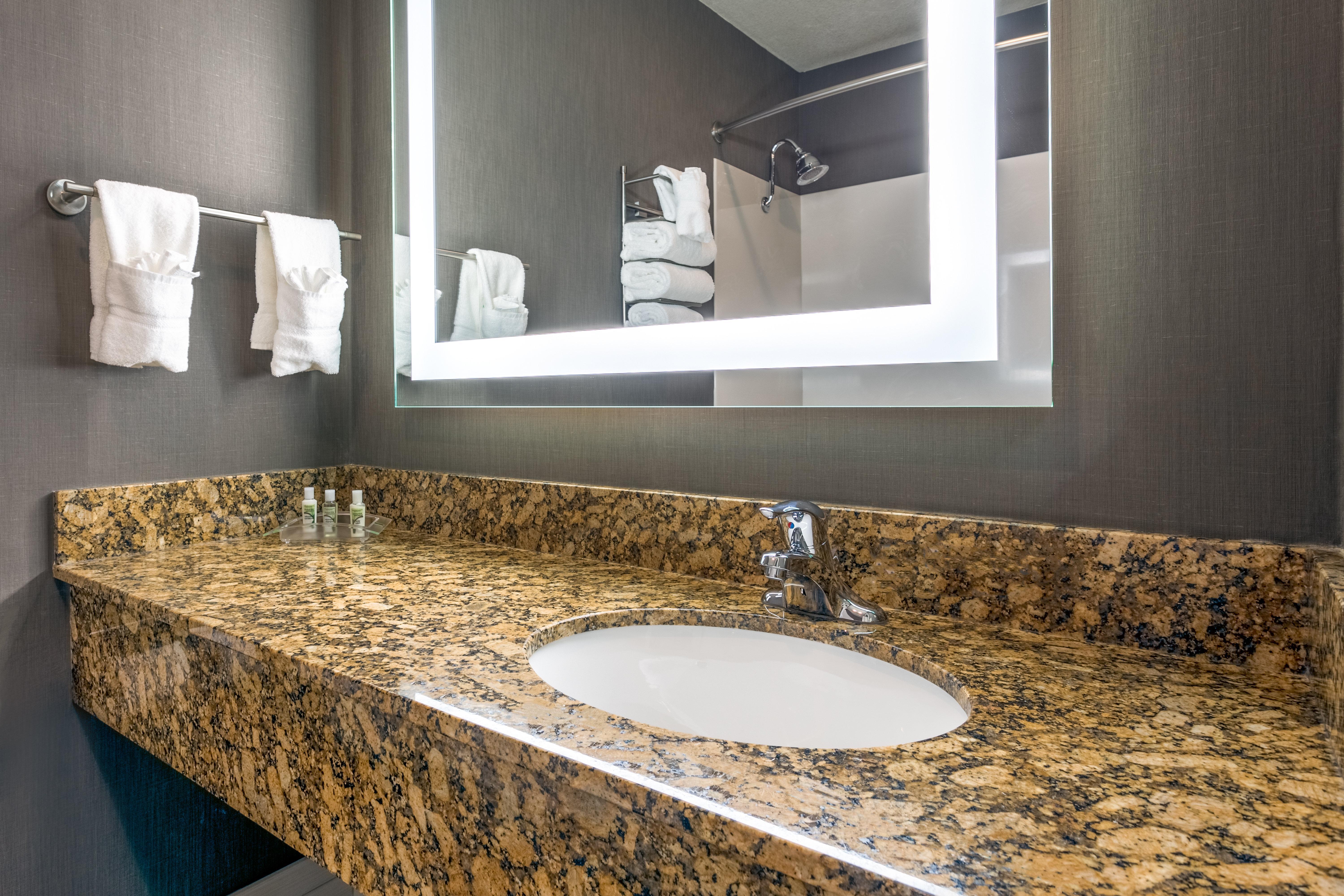 Holiday Inn Auburn By Ihg Buitenkant foto