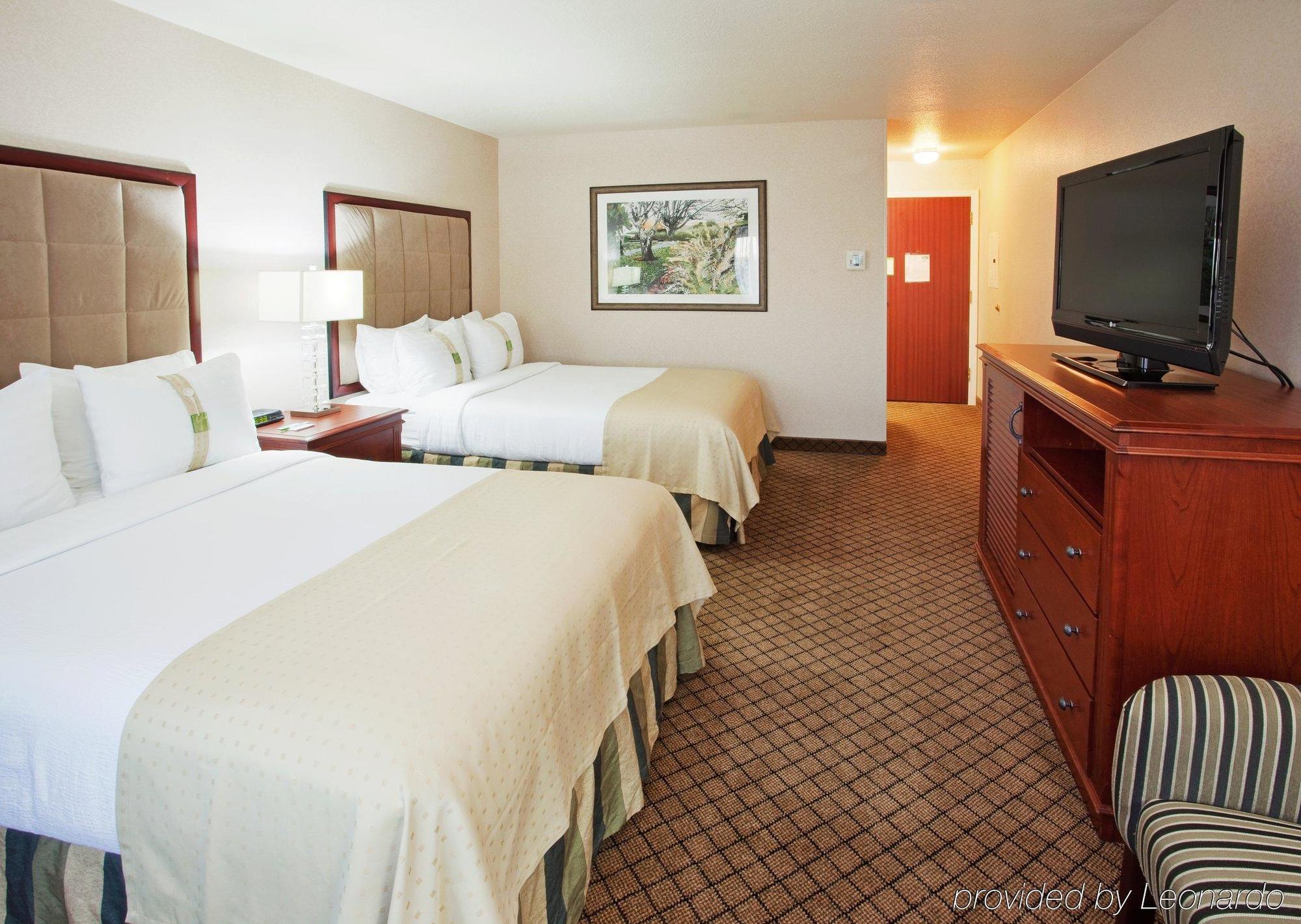 Holiday Inn Auburn By Ihg Buitenkant foto