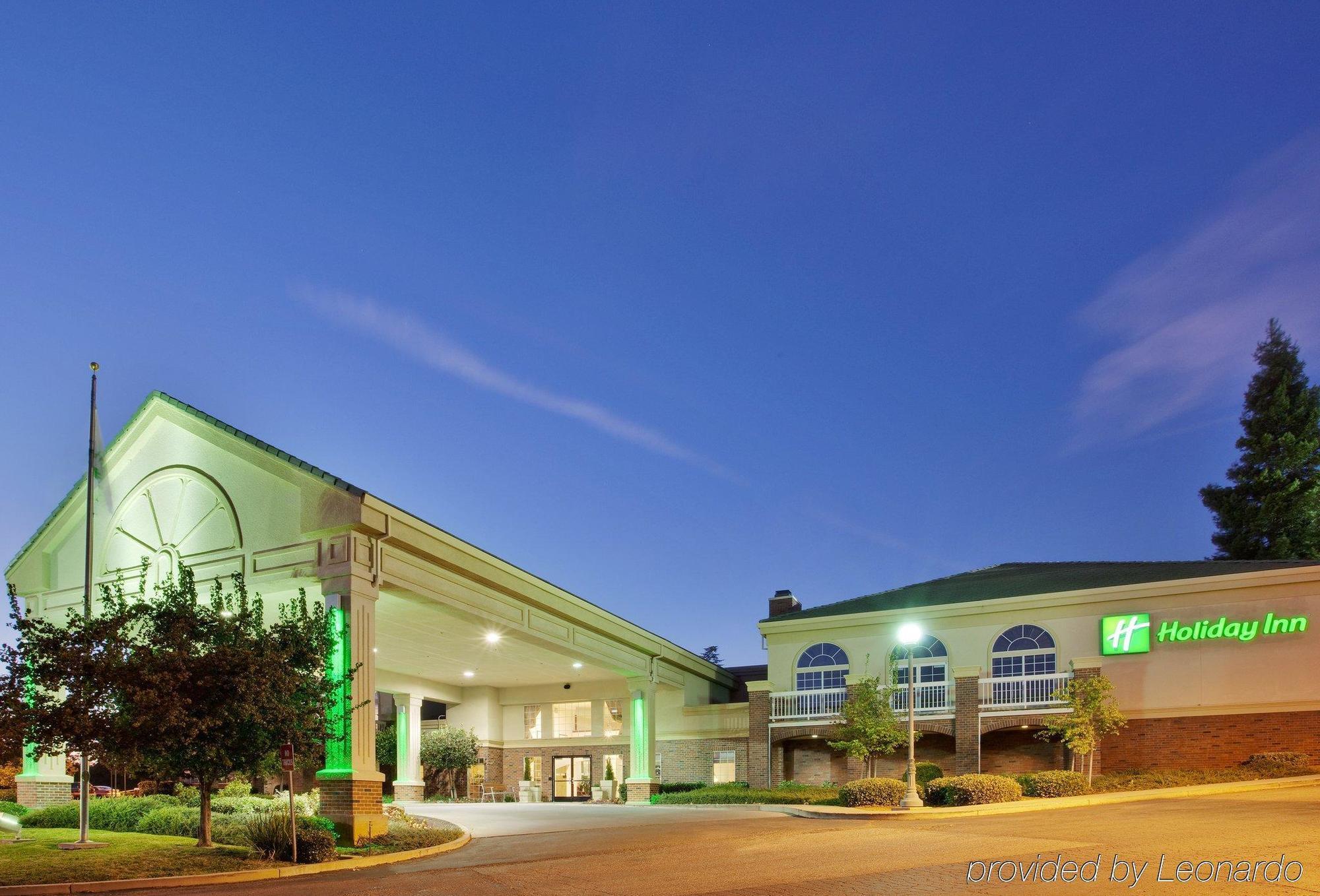 Holiday Inn Auburn By Ihg Buitenkant foto